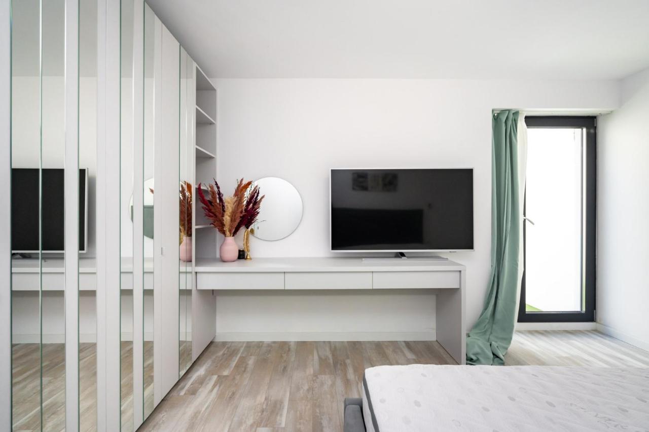Central Apartment Diamond Bucureşti Ngoại thất bức ảnh