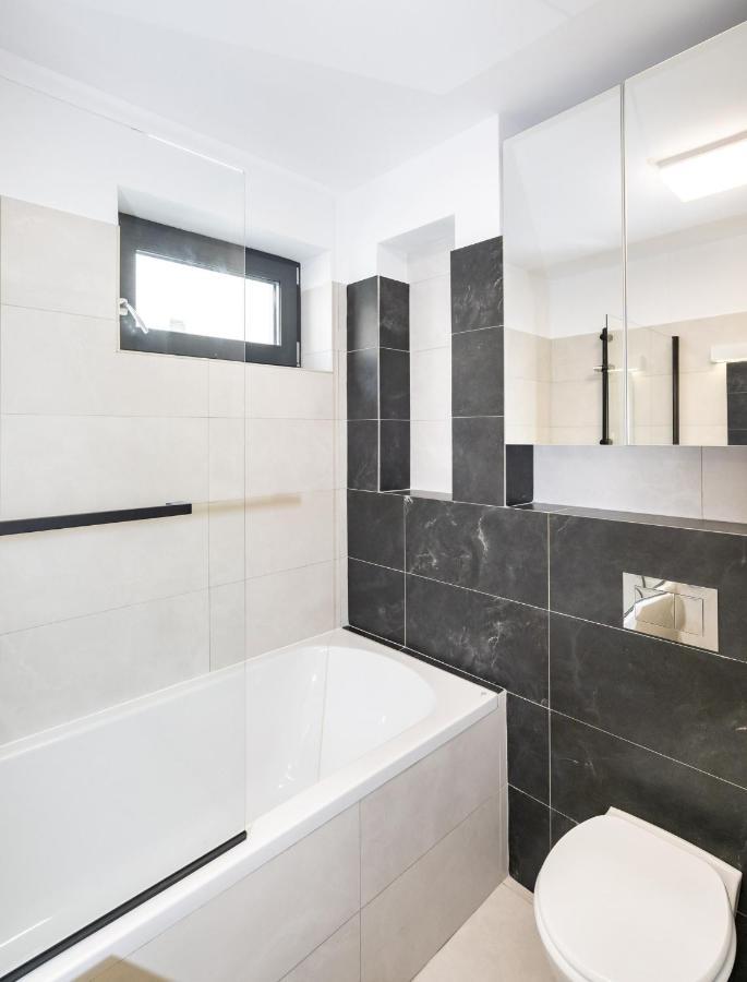 Central Apartment Diamond Bucureşti Ngoại thất bức ảnh